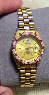 Vintage Gruen Women s Quartz Watch Pink Clear Crystal Bezel Two-Tone Date
