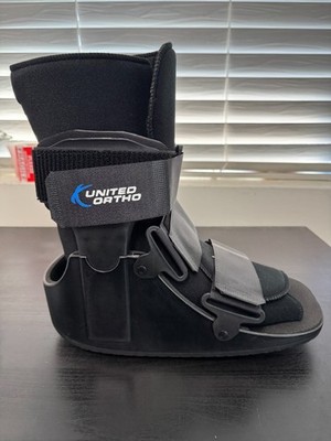 United Ortho Short Cam Walker Fracture Boot Medium Black Left Or Right Unisex