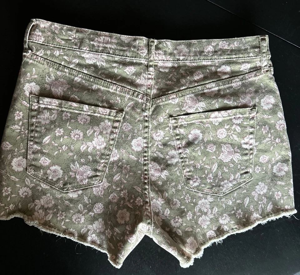 Pantalones Cortos Mujer Floral Corte Botón Mosca Talla 30, Entrepierna 2.5 Foto 2 de 4