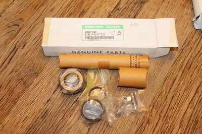 Uni Carriers 40022-11H26 : Pin Kit - King For TCM