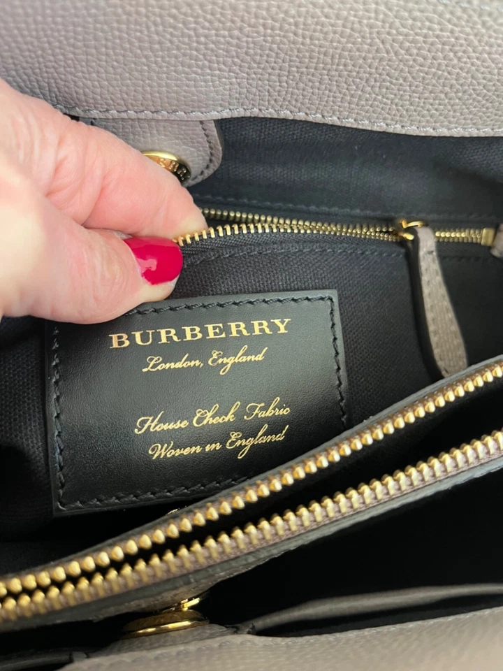 Burberry Banner Tote House Check Derby Shoulder Bag Dark Sand Leather - Image 4 of 4