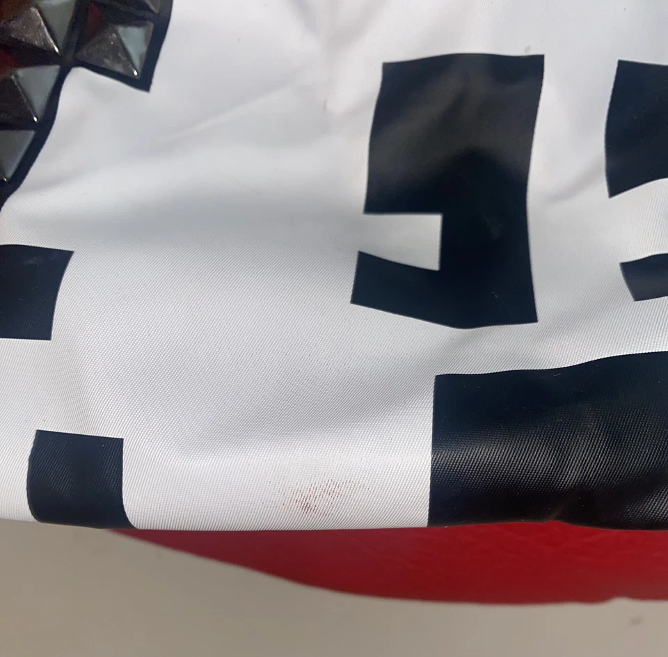 Disney Couture MICKEY MOUSE Bolso de Mano Tachonado Rojo Grande Estilo 8bit Foto 2 de 3