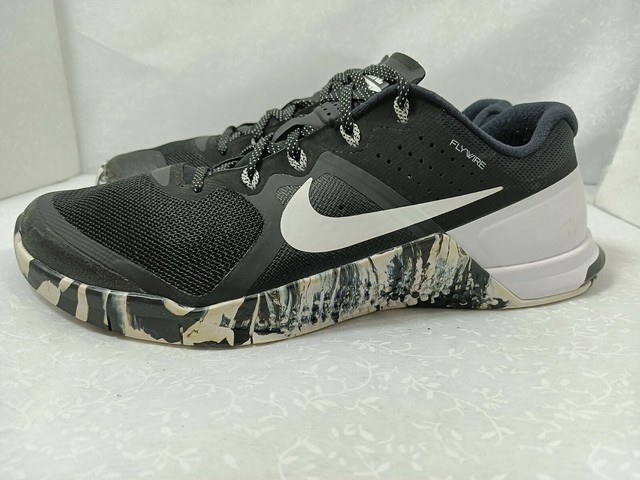 فقاعة خدش تصادف nike metcon 2 camo 
