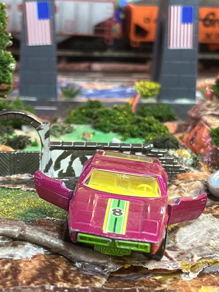 Lesney Matchbox 1972 No 32 Maserati Bora Pink Diecast USED EX Condition - Image 3 of 4