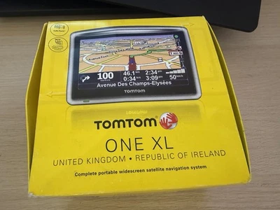 TomTom ONE XL UK & Ireland Sat Nav GPS Navigation System Boxed Complete Vintage - Image 1 of 4