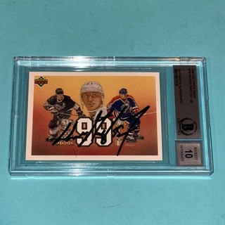 WAYNE GRETZKY Signed 1991 92 UPPER DECK Card #38 Beckett Slabbed GRADED 10