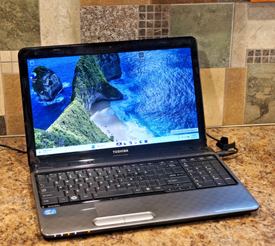 Active 25H2 WIN11 PRO Toshiba L755-S5112 Gen2 i3@ 2.30GHz,6GB RAM,120GB SSD