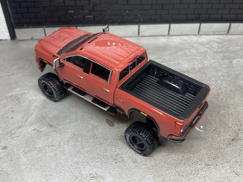 2022 GMC Sierra 2500 HD Lifted 4x4 Truck 1/64 Diecast Custom Duramax Greenlight - Picture 7 of 14