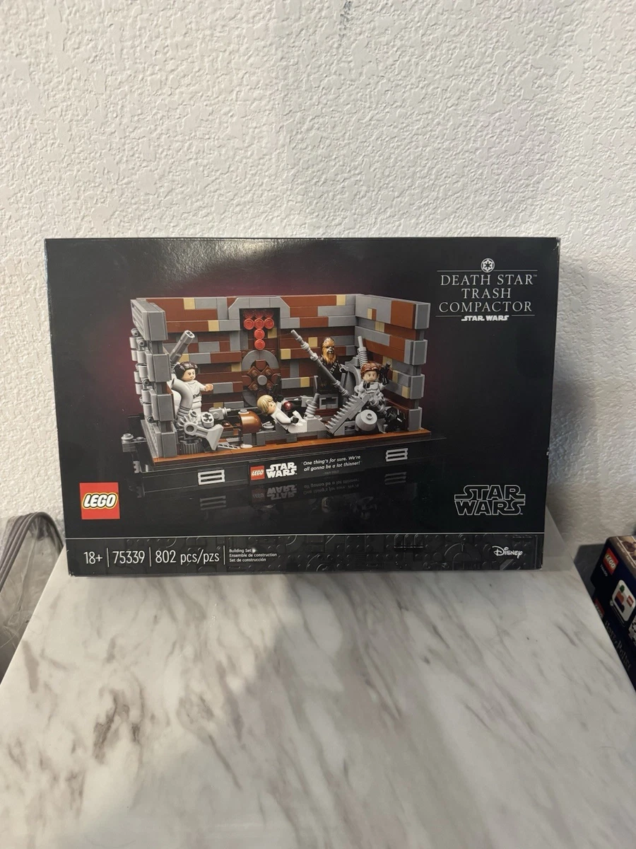 LEGO Star Wars: Death Star Trash Compactor Diorama (75339) for