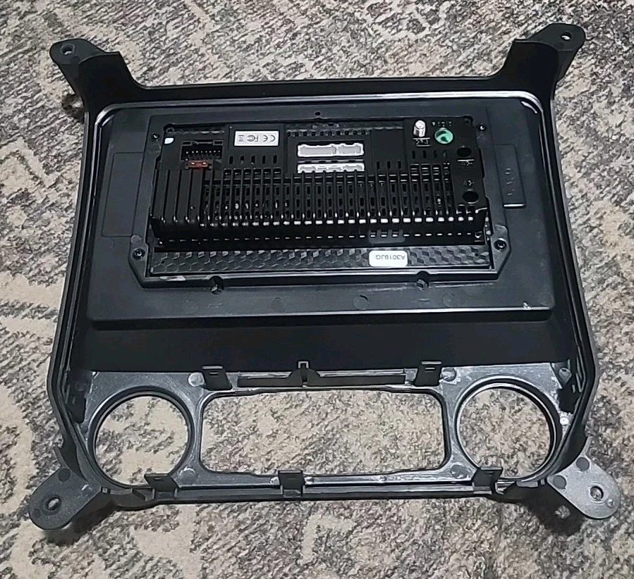 10.1" IPS Android 13 For Chevy Silverado GMC Sierra 2014-2018 Car Stereo (READ) - Image 3 of 4