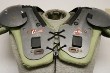 Gear 2000 Youth Air tech Jr. Football shoulder pads GS-45 115-140 lbs.