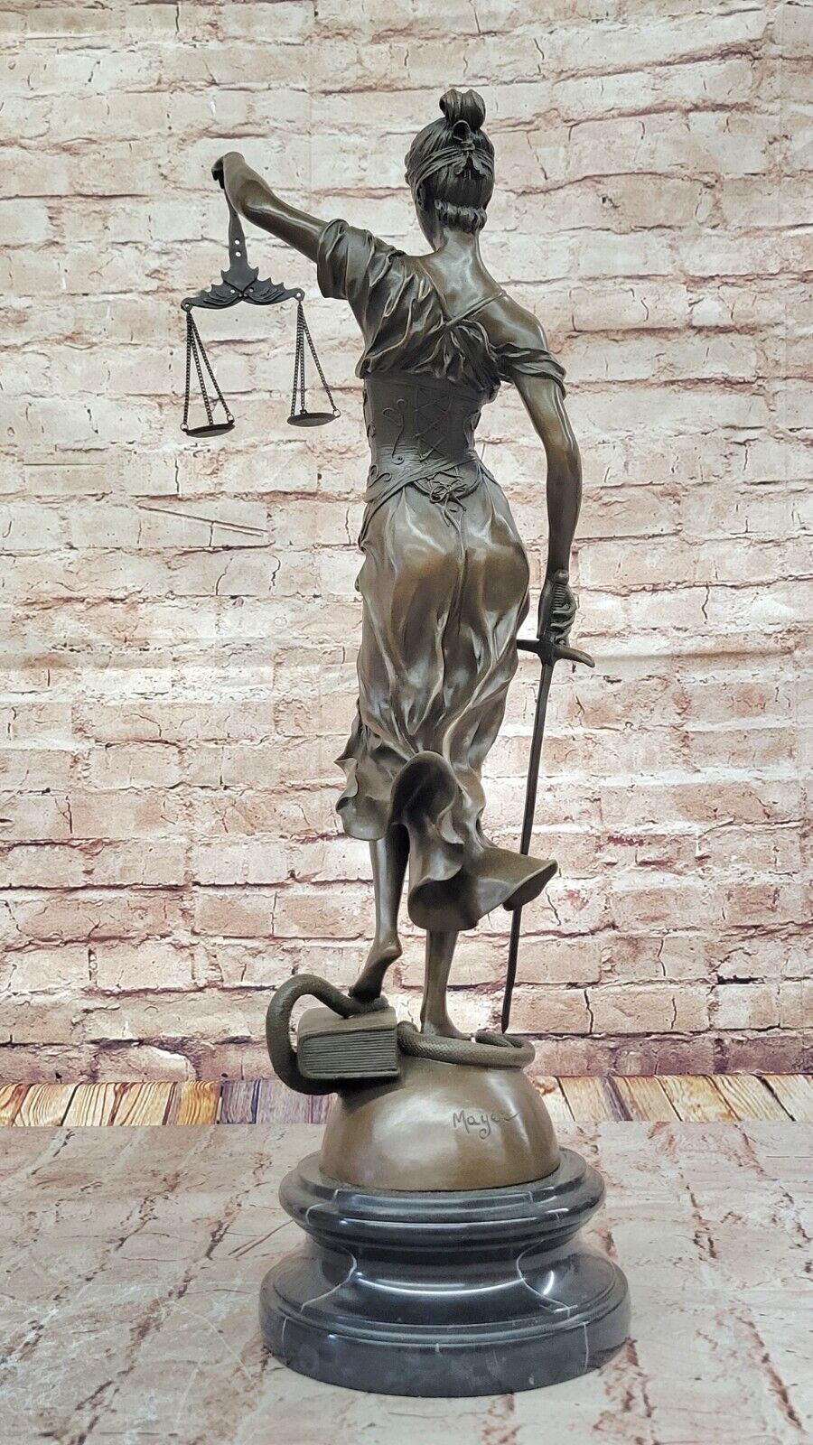 Foto 4 di 10