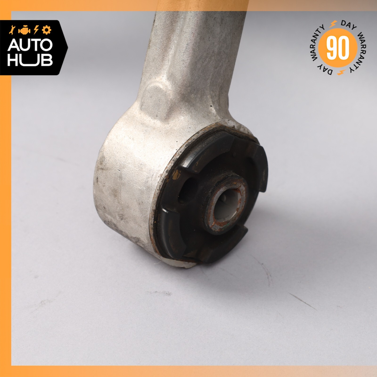 18-20 Maserati Ghibli Front Right Passenger Side Upper Control Arm 670004186 OEM