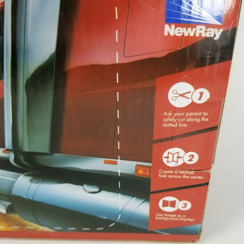 NEW RAY KENWORTH W900 GARBAGE TRUCK Long Haul Trucker 1:32 DIE-CAST W/PLASTIC - Picture 7 of 8