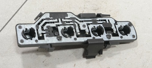 VW Polo 6N2 (99-01) Lampenträger Rücklicht Rückleuchte Re Li #46738-B301