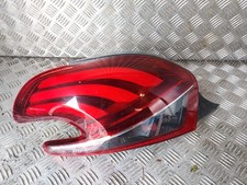 Feu arrière Peugeot 208