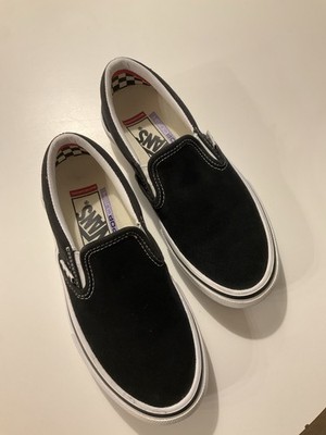 Vans Classic Slip-On PopCush Cushioned Canvas Sneakers Black/White Boys 3.5