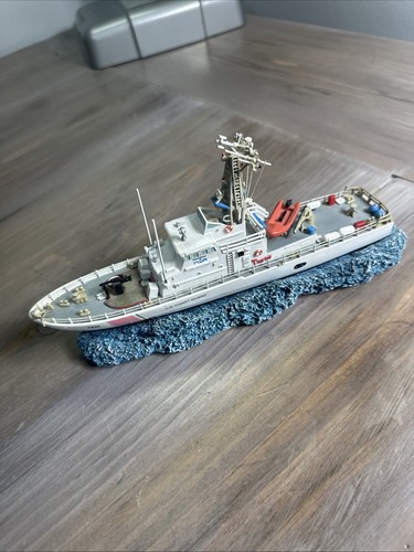 Anchor Bay 110 Foot Island Class US Coast Guard Cutter Model AB111 2001 No Box