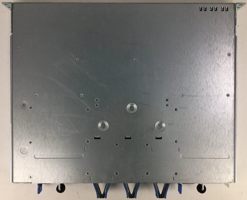 Cisco N2K-C2348UPQ-10GE 48-PORTS 10Gb SFP 2x N2200-PAC-400W Power - Image 3 of 4