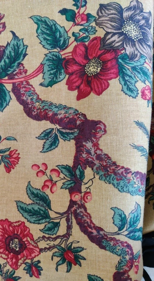 Tapicería de tela para cortinas de algodón floral dorado Waverly Olana Birds fuera de stock por comprar Foto 4 de 4