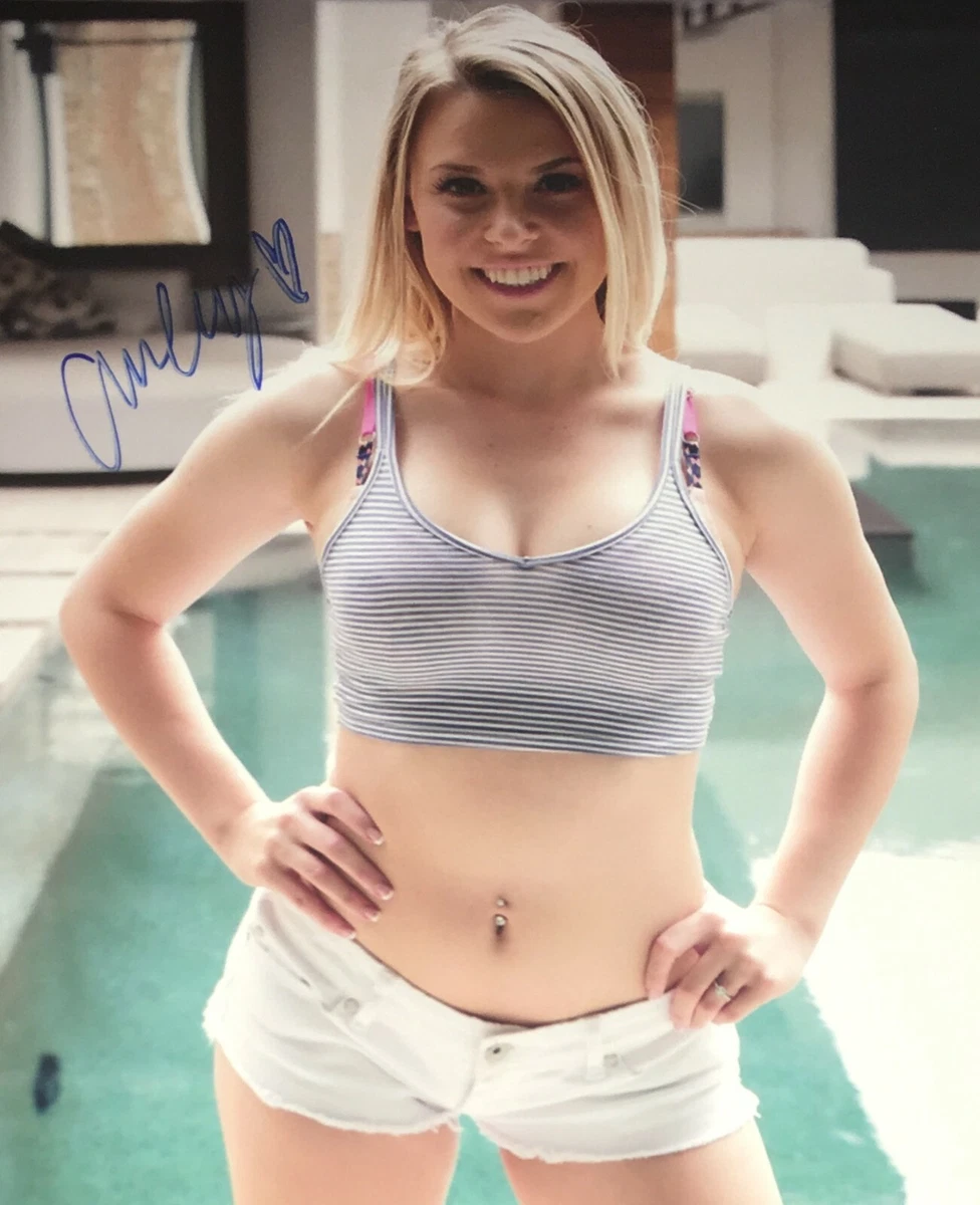 Aubrey Sinclair Super Sexy Hot Signed 8x10 Adult Model COA Proof Aug 2020  N10 | eBay