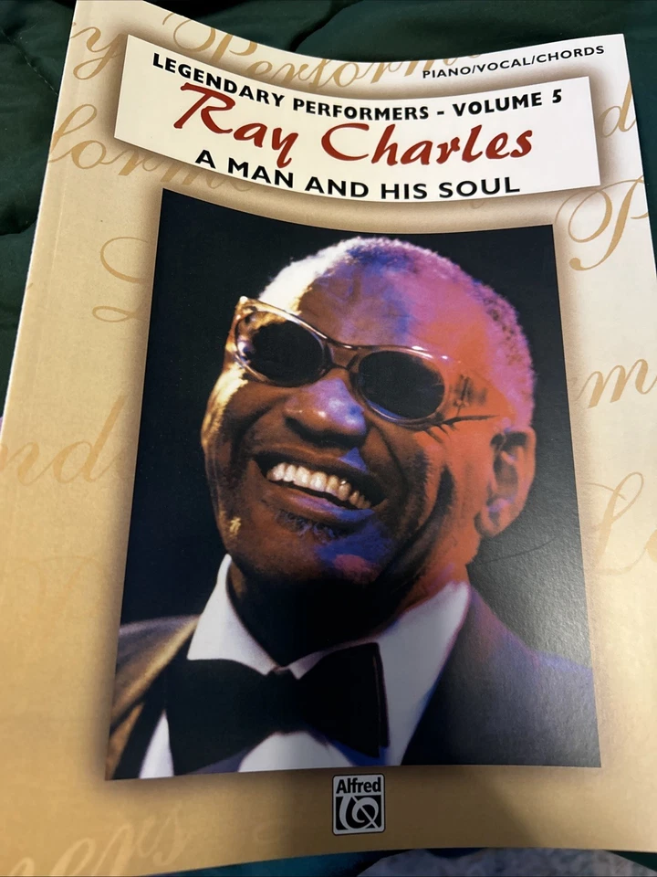 Ray Charles A Man and His Soul, Legendary Performers Vol. 5 Songbook 1986 - Image 2 of 4