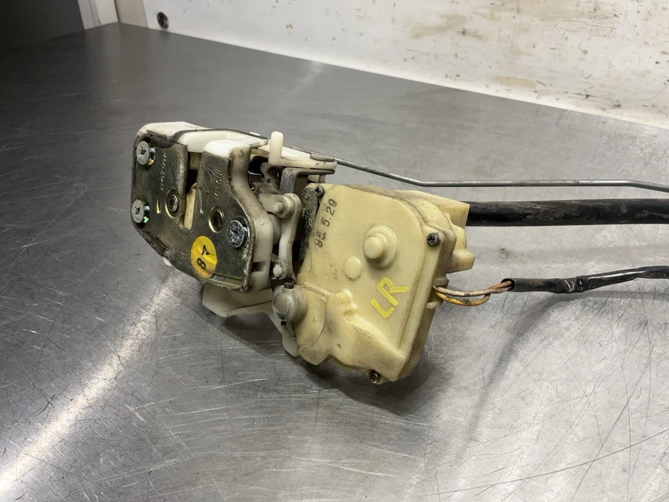 1994-2001 ACURA INTEGRA 4D ЗАДНЯЯ ЛЕВАЯ ДВЕРЬ ЗАМОК ПРИВОД ЗАЩЕЛКА OEM ЗАВОДСКОЙ - Изображение 3 из 4