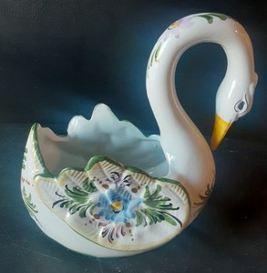 RCCL Swan Planter Hand Painted 6.5x6.5x3.5" Vintage Made in Portugal 592