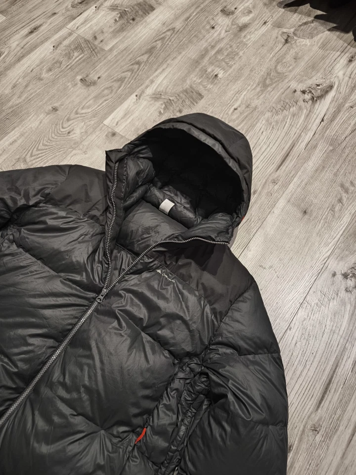 Chaqueta de plumón quechua para hombre talla EU 2XL US XL aire libre decatlón Foto 2 de 4