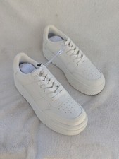 Zapatos deportivos Bershka unisex blancos con cordones bajos talla 9 para mujer/8 para hombre