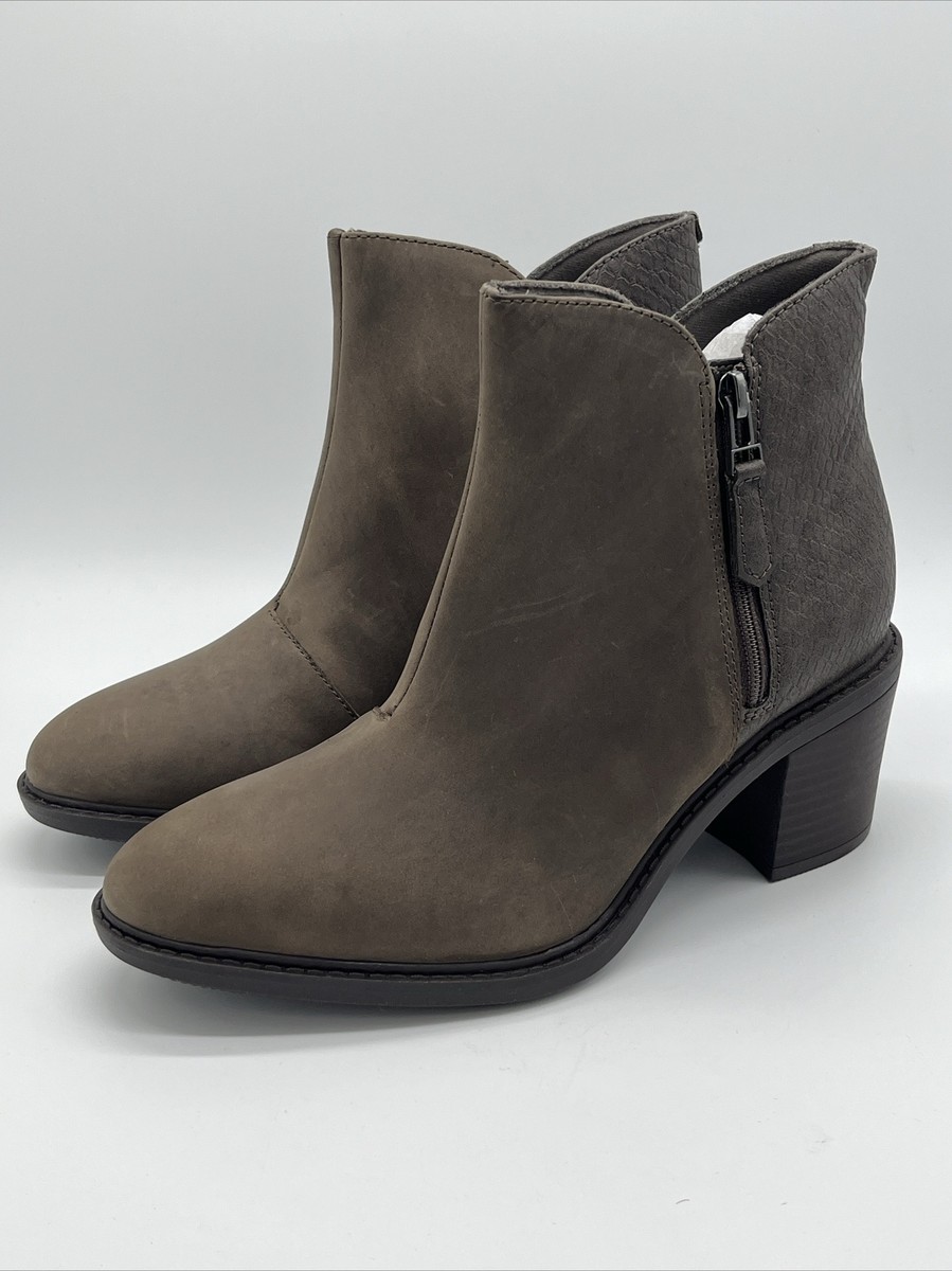 Clarks Suede Side-Zip Ankle Boot Taupe Grey Men\'s 10 — Gently Used Clarks Scene Zip Leather Ankle Boots Dark Taupe Combi (61972  main image 3