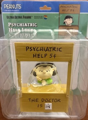 Lucy　0605 Snoopy Peanuts Lucy Psychiatric Help Doctor Ultra Detail Figure