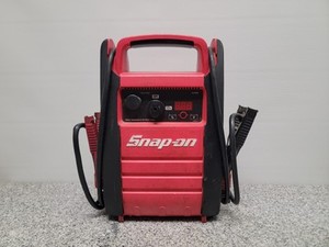 Snap On Deluxe Battery Jumpstarter with 12v Power Supply EEJP500 FOR PARTS