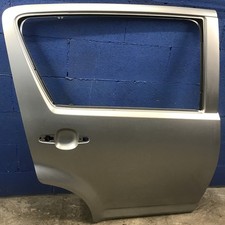 Porte arrière et accessoires Daihatsu SIRION