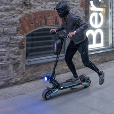 LIGHTNING 2.0 ELECTRIC SCOOTER 