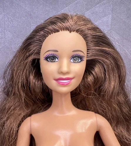 Barbie LIFE IN THE DREAMHOUSE Articulated TERESA Rooted Eyelashes Nude Smirk