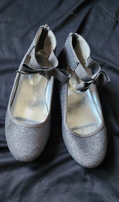 KENNETH COLE Pewter Color Rose Bow Ballerina Flat size 3Y GLITTERY