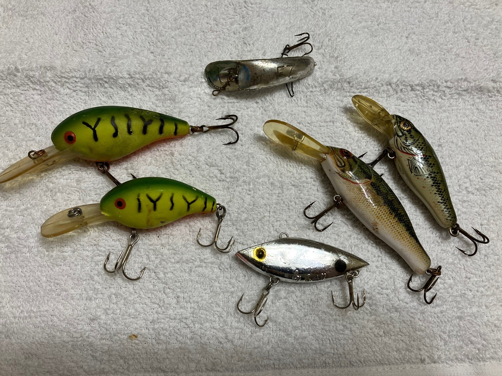 Vintage Lure Lot With Cordell Big O, Hotspot, F7 Flatfish Plus 3