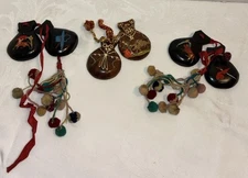 (3) VTG SPANISH CASTANETS HAND PAINTED HAND CLAPPERS/BULLFIGHTING & DANCING  A10
