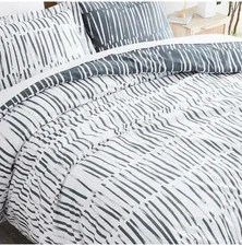 Southshore Fine Linens Ultra Soft Modern Duvet Cover Set, King .