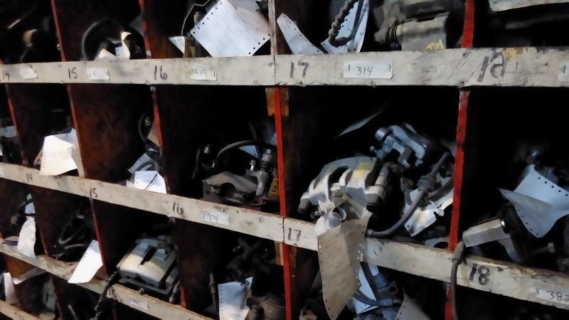 DRIVER LEFT FRONT BRAKE CALIPER FITS 88-90 DYNASTY 13176