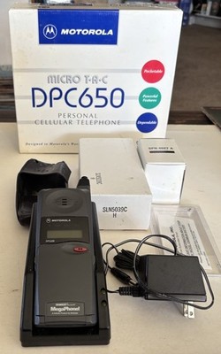 Vintage Motorola Micro TAC 650 DPC650 Flip Phone, Box, Charger