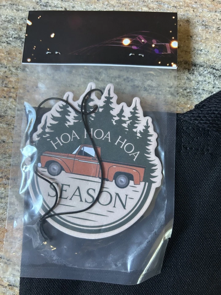 Twilight in Concert Tour Bundle: Tote, Ornament, Pin Set, Bracelet + MORE NEW - Image 2 of 4