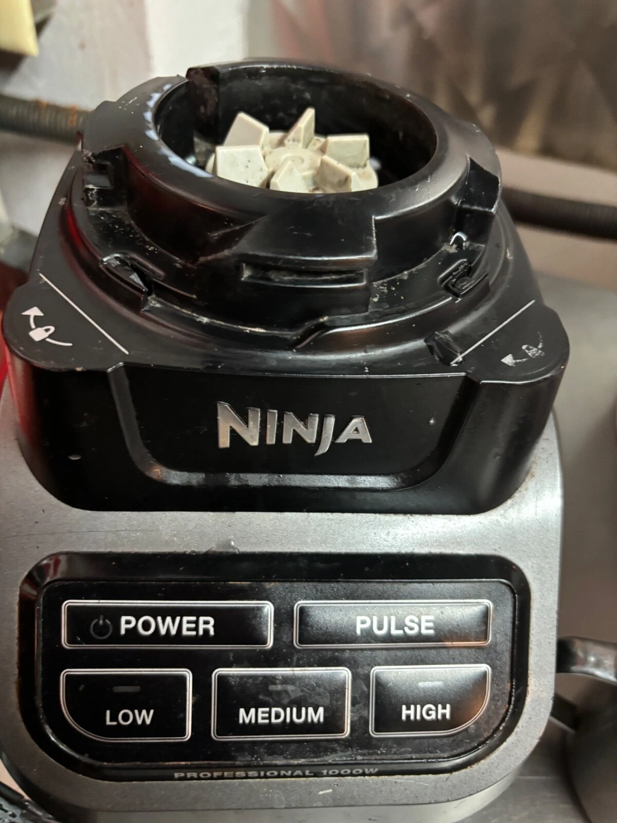 Ninja Professional 1000 Watts Blender BL660 Motor Base Only FOR PARTS ONLY