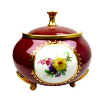 Große Deckeldose auf Füßen Royal KPM Bavaria Blumenmotiv