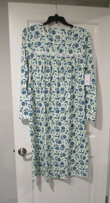 Croft and Barrow Long sleeved nightgown size XL