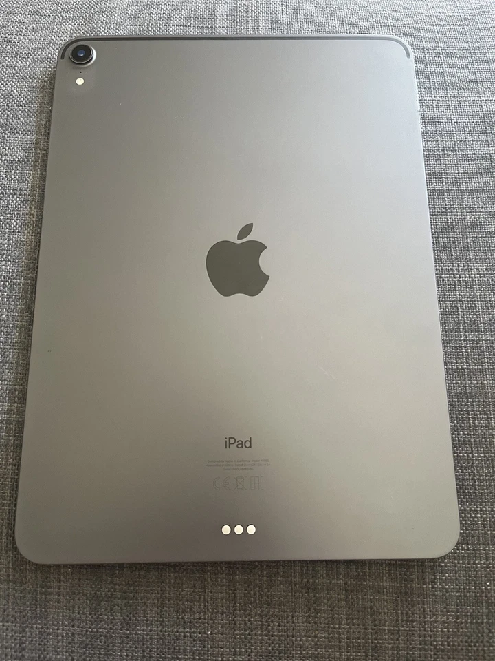 Apple iPad Pro 11-inch (1st generation) · 256GB · Wi-Fi, Foto 3 von 3