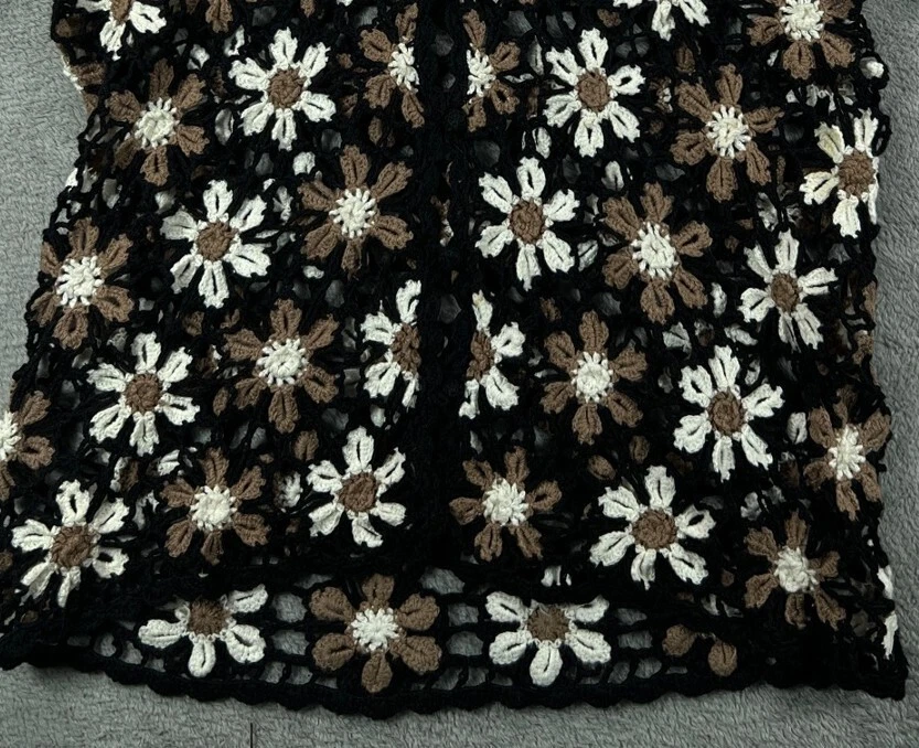 Vintage White Stag Womens Small Crochet Floral Cardigan Black Boho Short Sleeve - Image 4 of 4