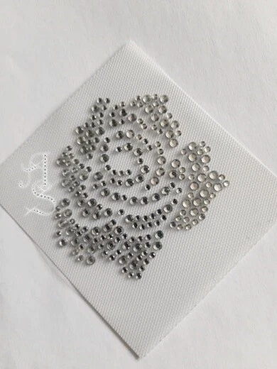 Hotfix Strass Bügelbild Motiv Applikation hübsche kl. Rose 130326