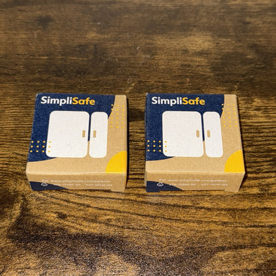 NEW - Lot of 2 - SimpliSafe Entry Sensors - White